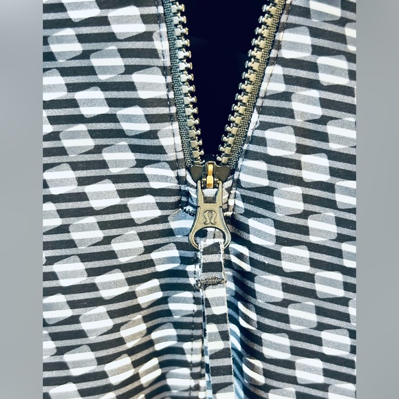 Lululemon Go Til Dawn Sleeveless Tennis Dress Size 6 - Picture 13 of 13